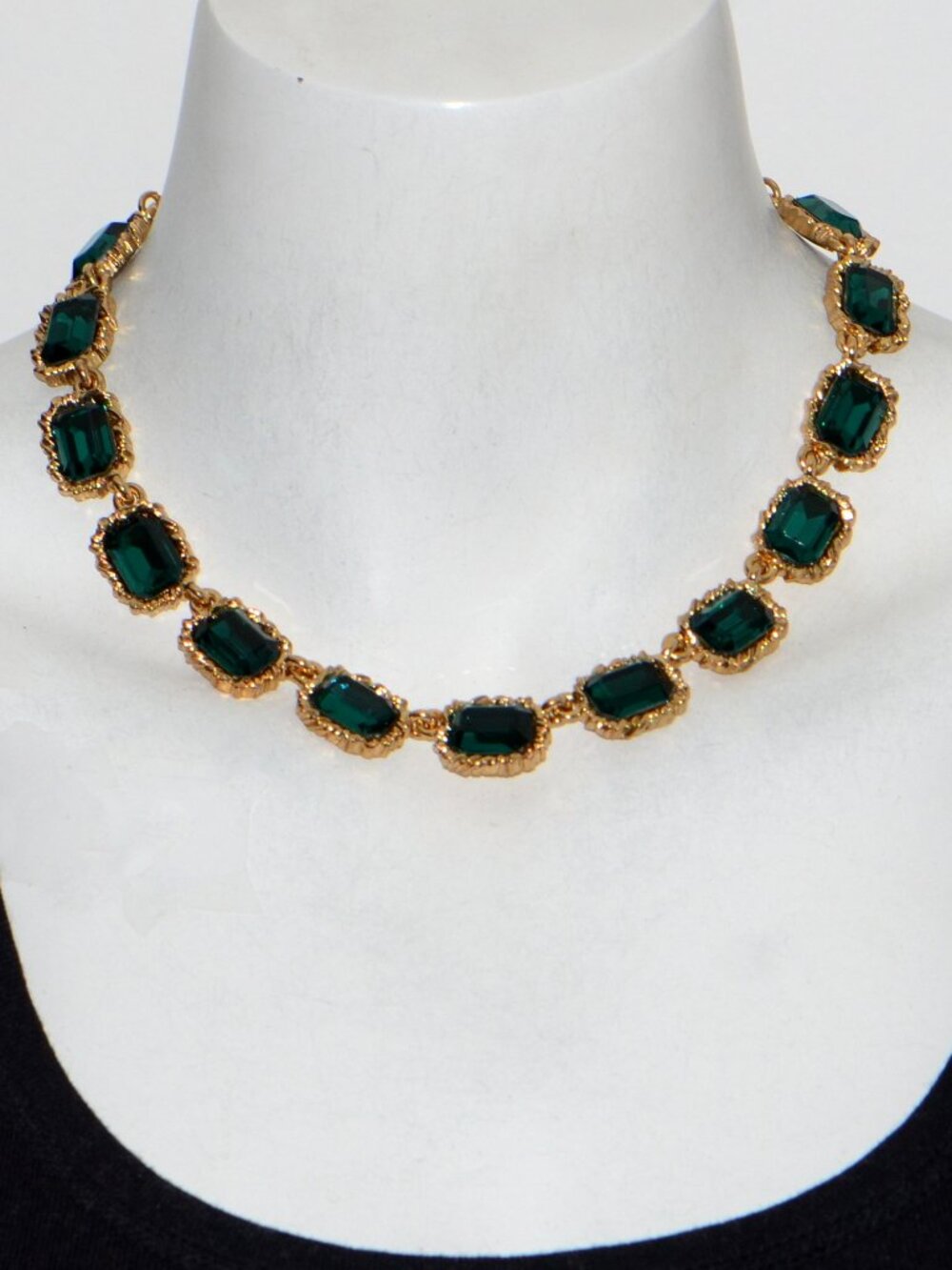 Oscar De La Renta Lintzer Statement Necklace